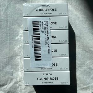 🖤🤍BYREDO YOUNG ROSE eau de parfum 24ml 🖤🤍